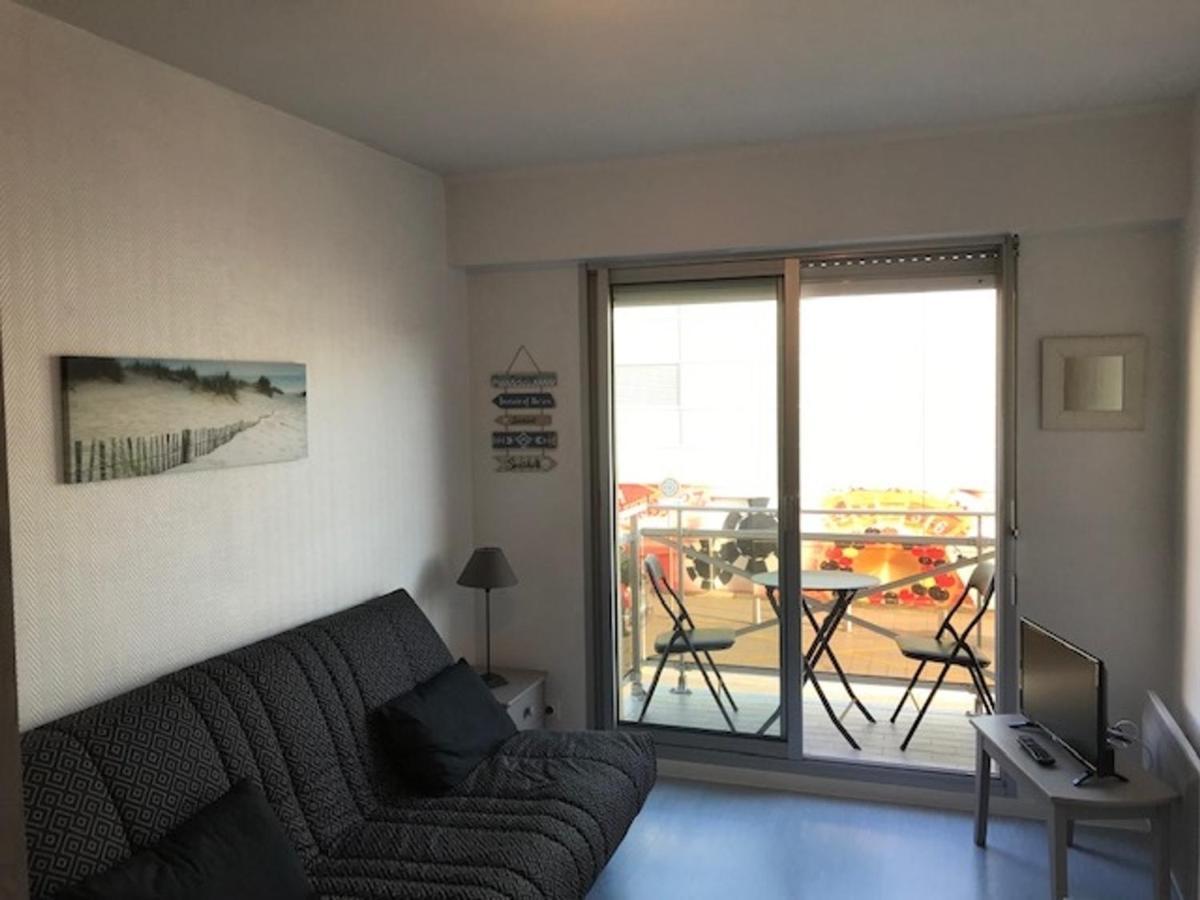 Studio Renove Avec Balcon A 100M De La Plage Et Piscine - 4 Personnes - Les Sables-D'Olonne - Fr-1-331-204 ภายนอก รูปภาพ